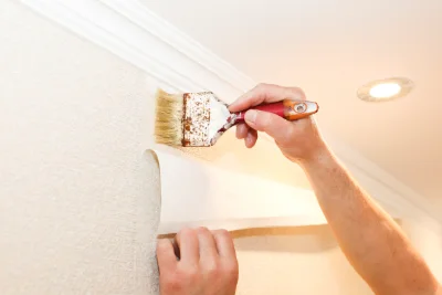 Pose de papier peint à Saint-Pair — revêtements muraux et toiles de verre
